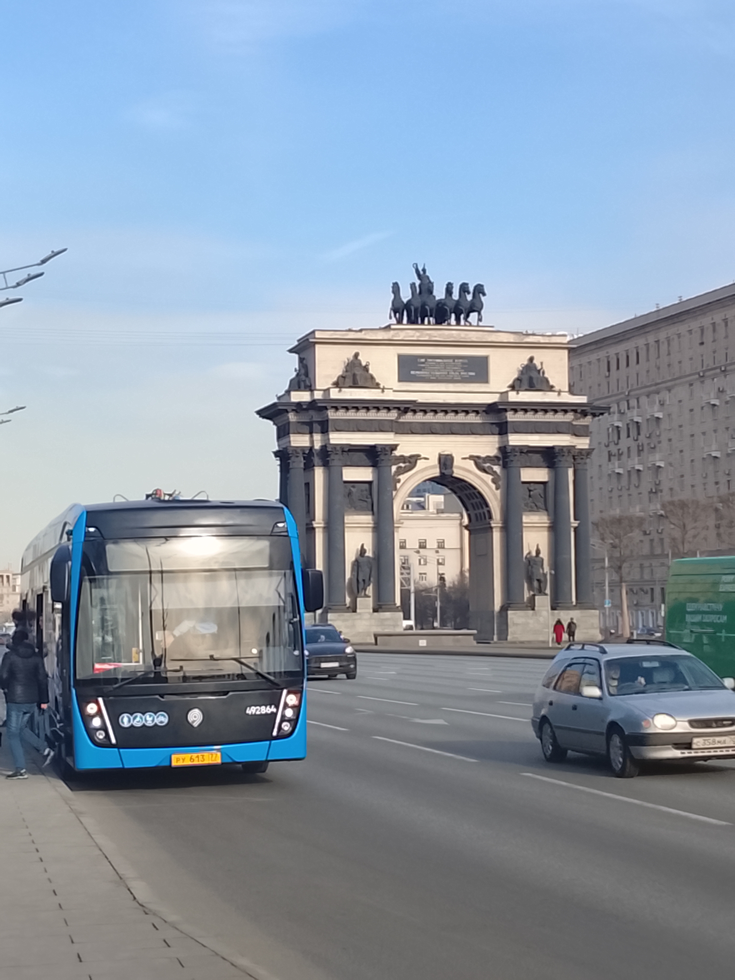 Центральная площадь Измайловского Кремля